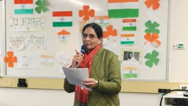 hindi_050924_teachers day.mp3 image