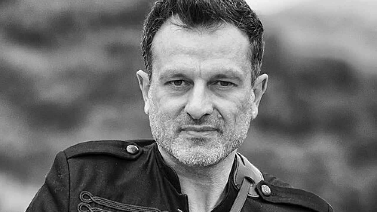 Fabrizio_Zanotti_musicista_cantautore.jpeg