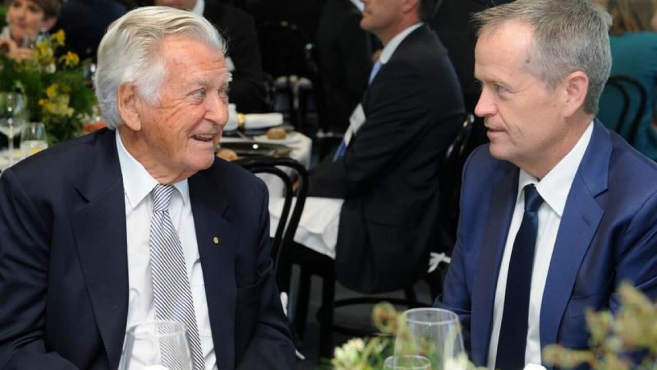Former prime minister Bob Hawke has written a letter urging voters to back Bill Shorten on Saturday.