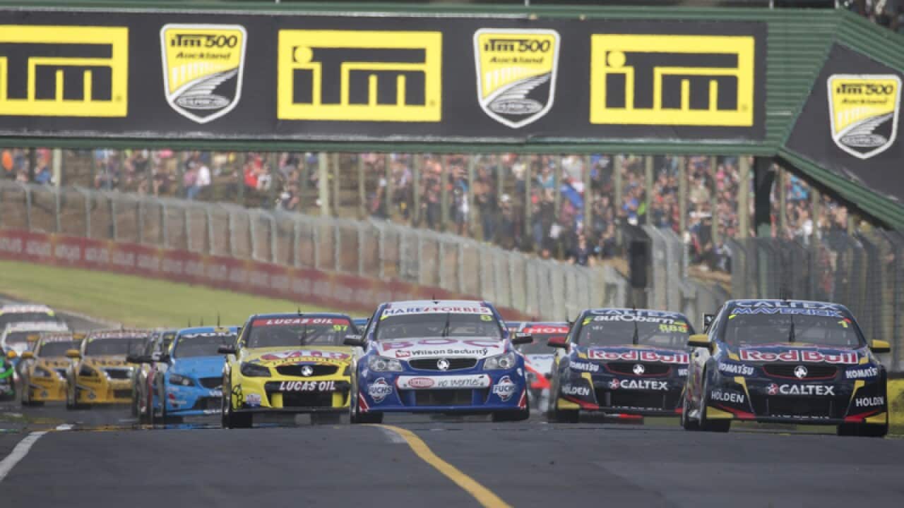 V8 Supercars during the Auckland 500