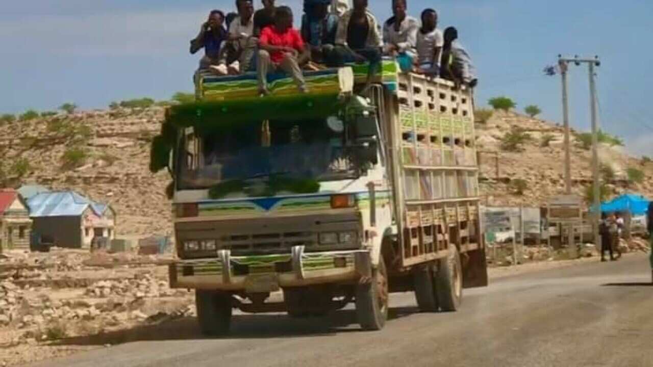 Waraysi - Mahamud Abdinur, Gud. Deg. Galkacayo, PLD