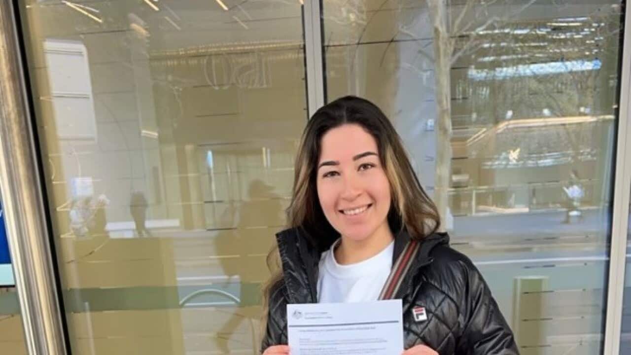 How the free Citizenship program helps a refugee to pass the test