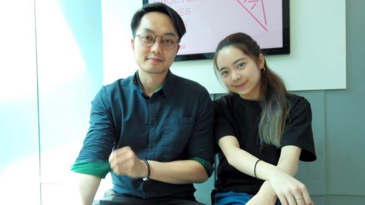 Jacky Mak (L) and Karen Hoi