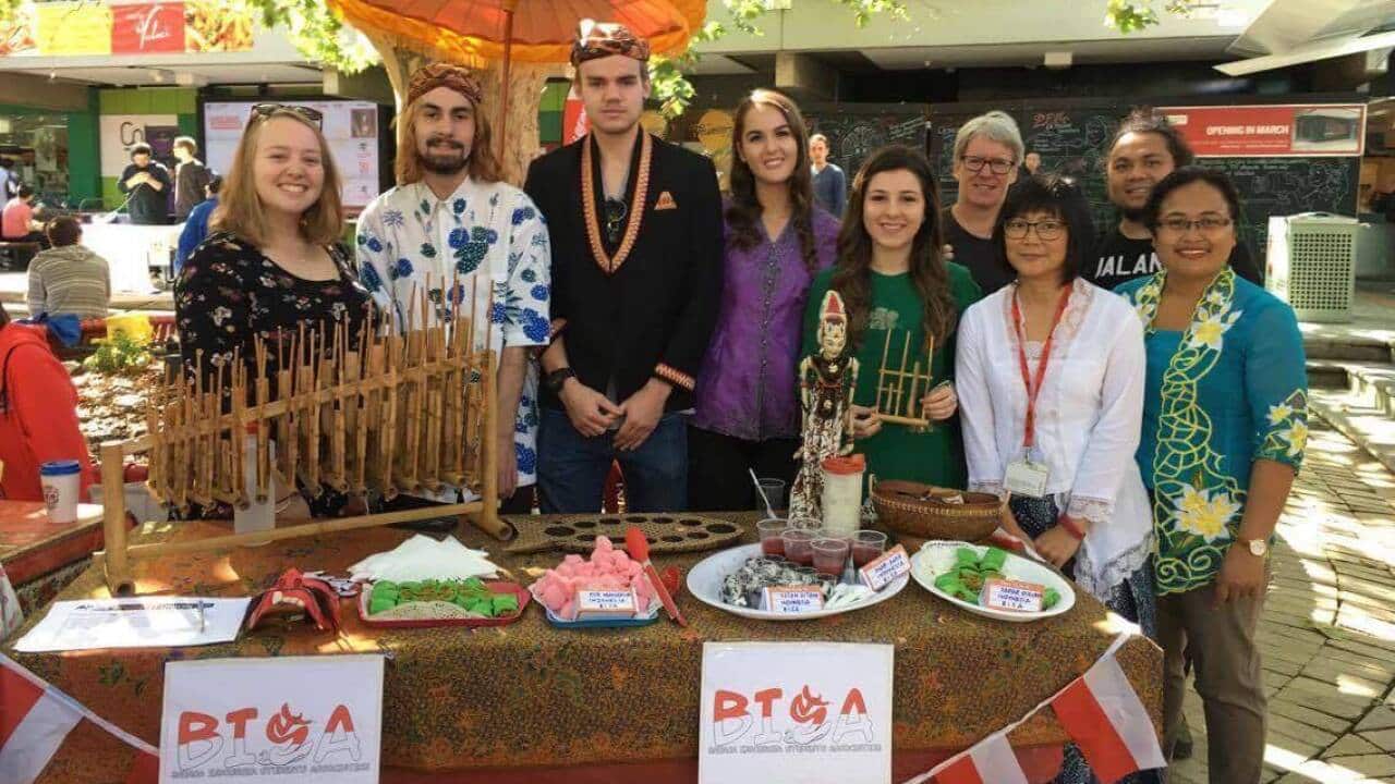 Bahasa Indonesia Students Association (BISA) stall at La Trobe University Open Day 2018.