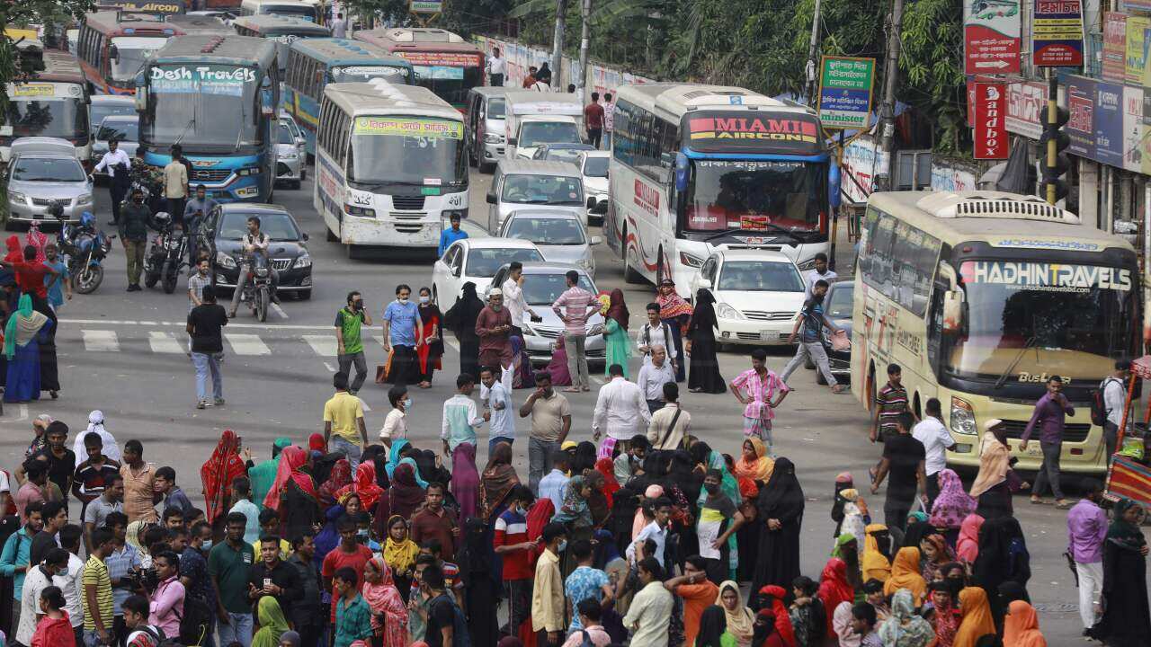 Garment Workers Block Streets - Dhaka