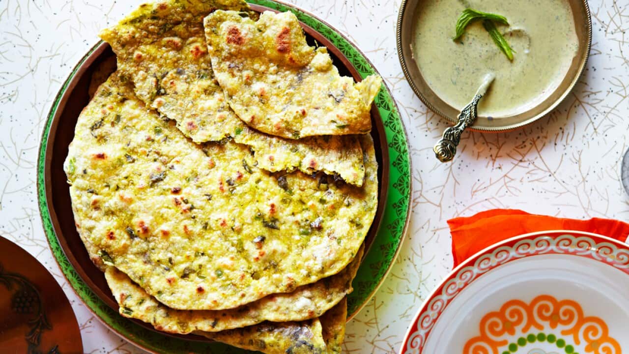 Spiced flatbread (methi paratha)-image