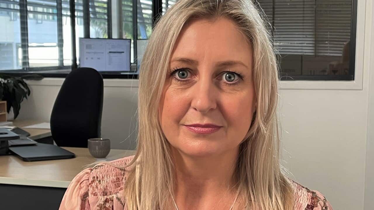 Lauren volunteers at a Queensland charity (SBS-Sandra Fulloon).jpg