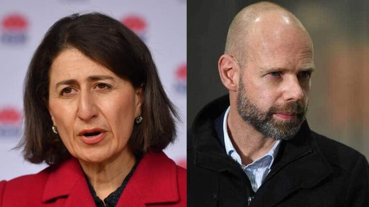 از چپ به راست: نخستوزیر ایالت نیوساوتولز گلادیس بریجیکلیان و مسئول آزمایش کووید-۱۹ ویکتوریا جیرون وایمار