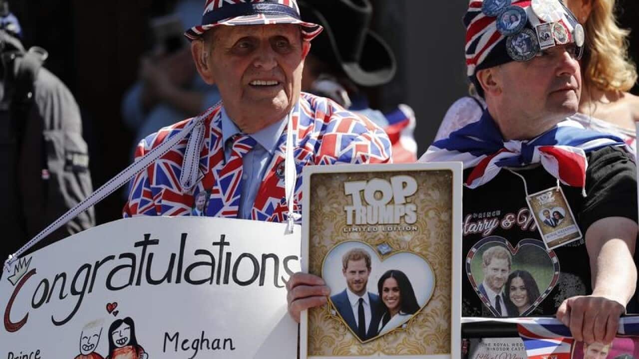 Royal wedding fans