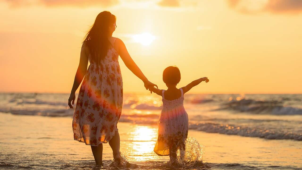Mother daughter