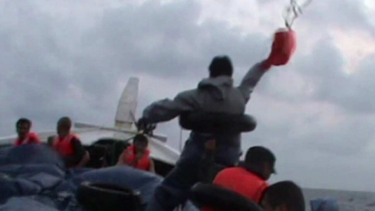 batoor_161012_wna_l_1534212391