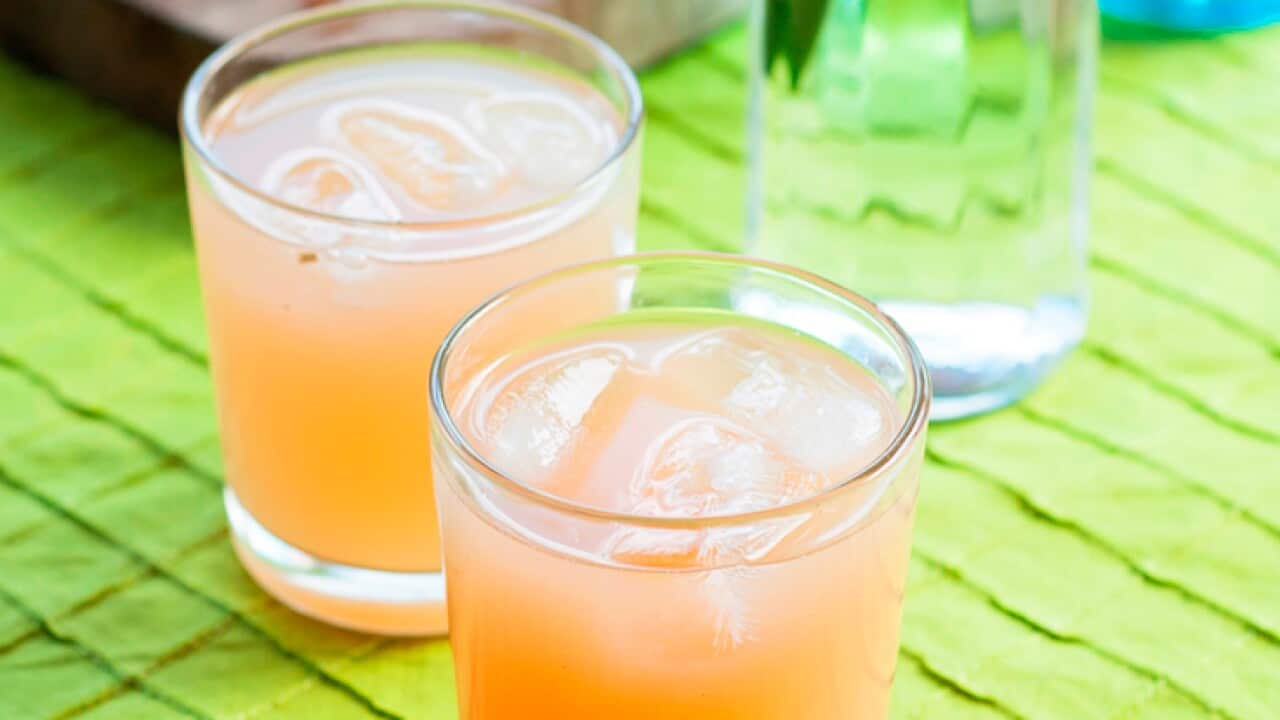 Spiced rum and grapefruit drink