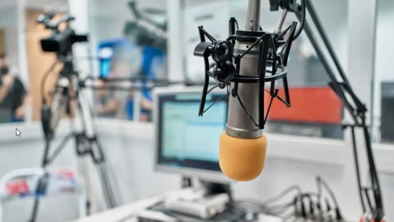 Chumba cha matangazo ya redio.jpg