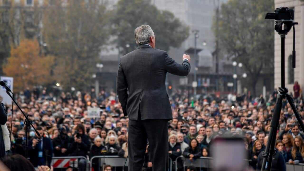 Robert Kennedy Jr speaks to a crowd protesting the green pass in Milan