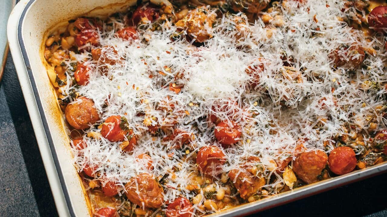 Image for read more article 'COOK LIZZIE'S TRAY BAKE'