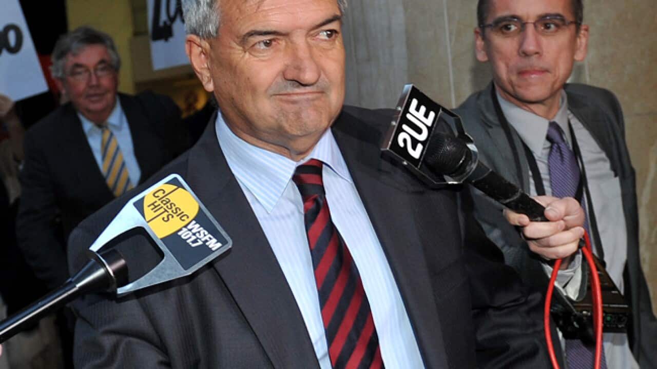 tony_kelly_111212_B_AAP_59399637