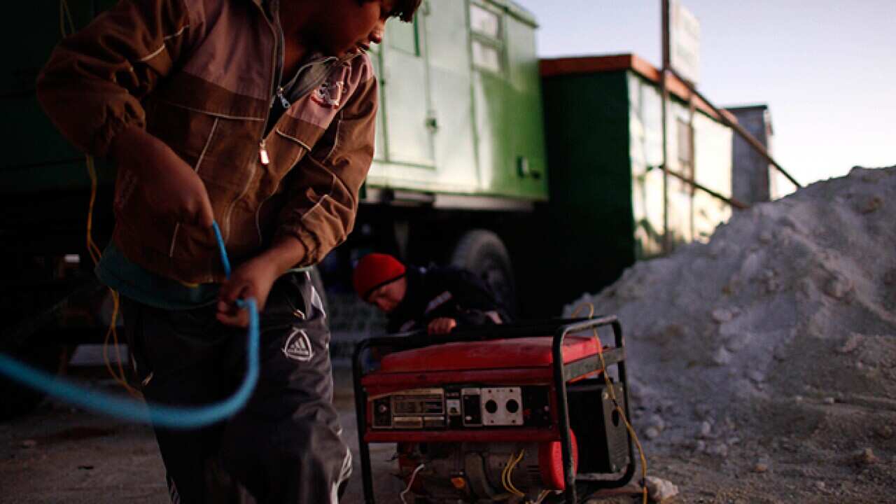 mining_lithium_bolivia_L_120315_aap_1594592331