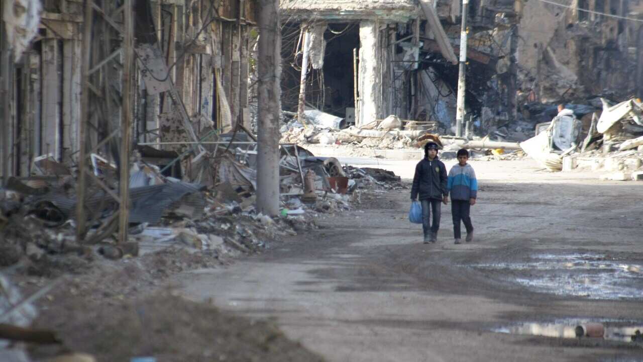 Children in the Syrian city of Deir Ezzor - Getty.jpg