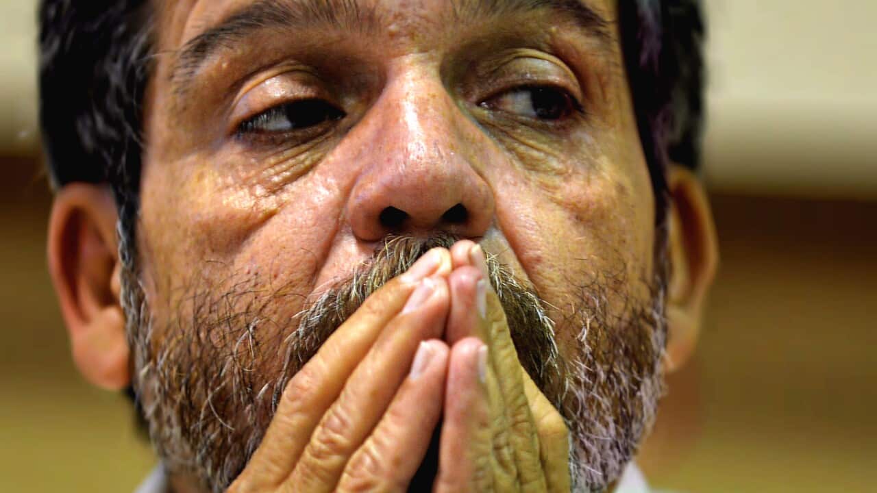 Revolutionary Armed Forces of Colombia (FARC) spokeman Leon Calarca talks during a press conference on September 6, 2012 in Havana.