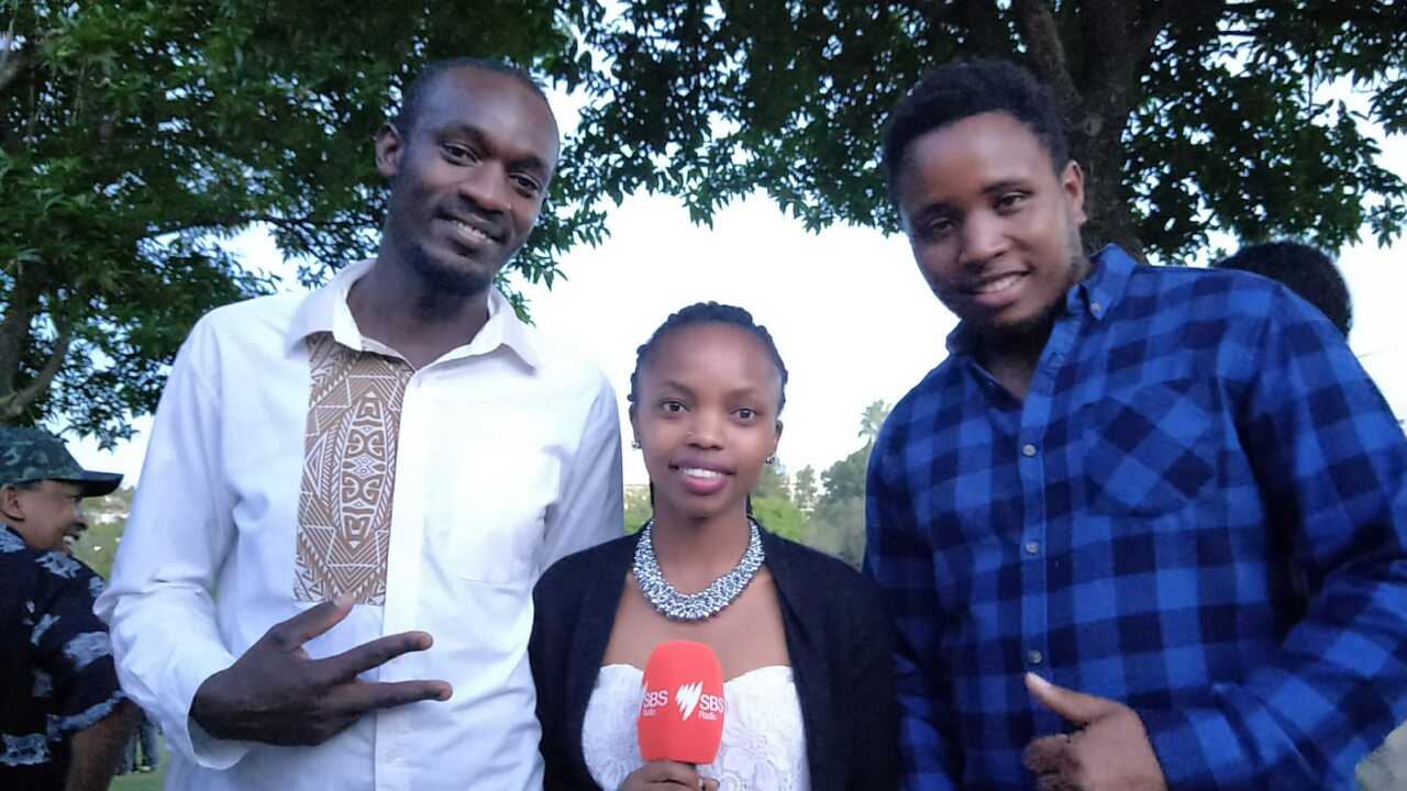 Vijana wa jamii ya Kenya walioshirki ibada ya Pasaka