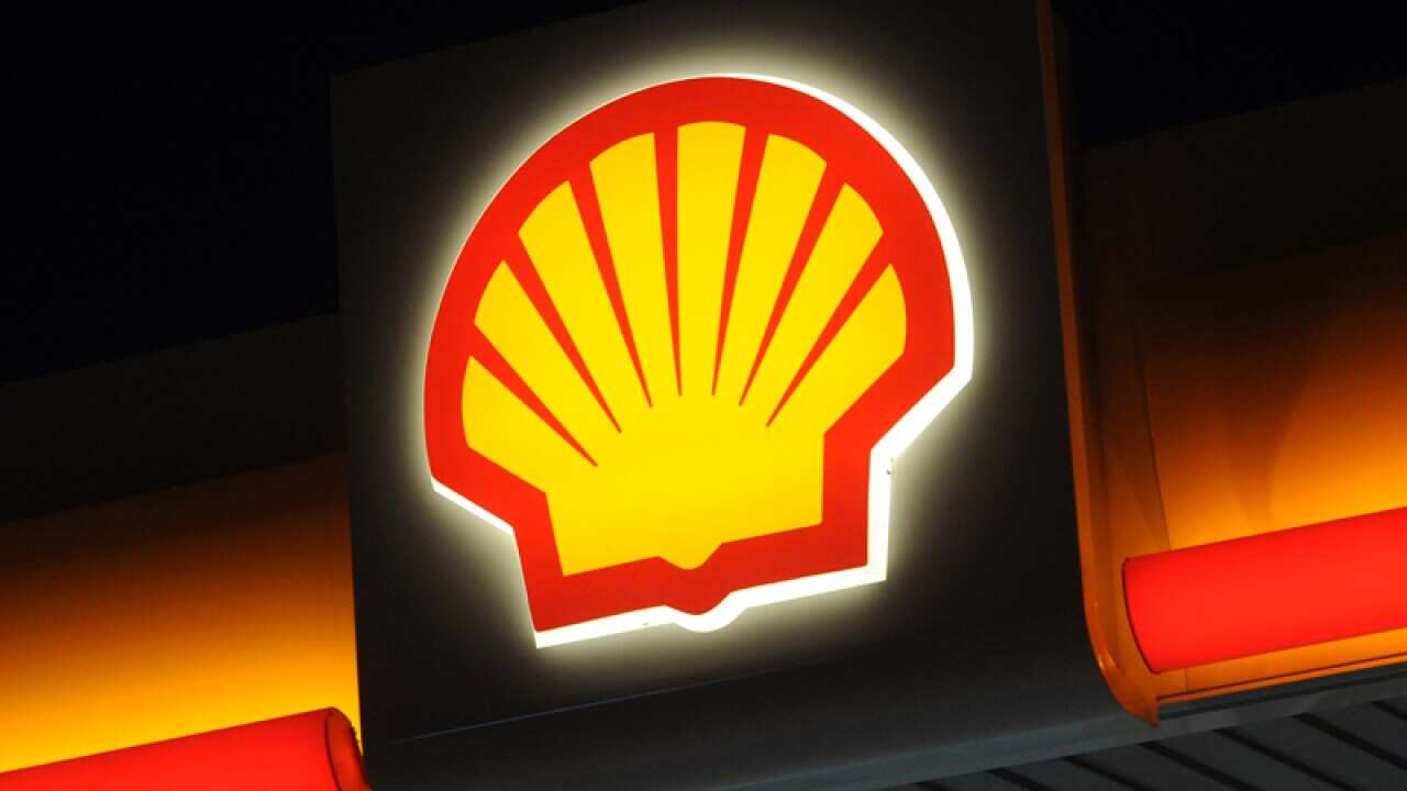 A Shell petrol station logo