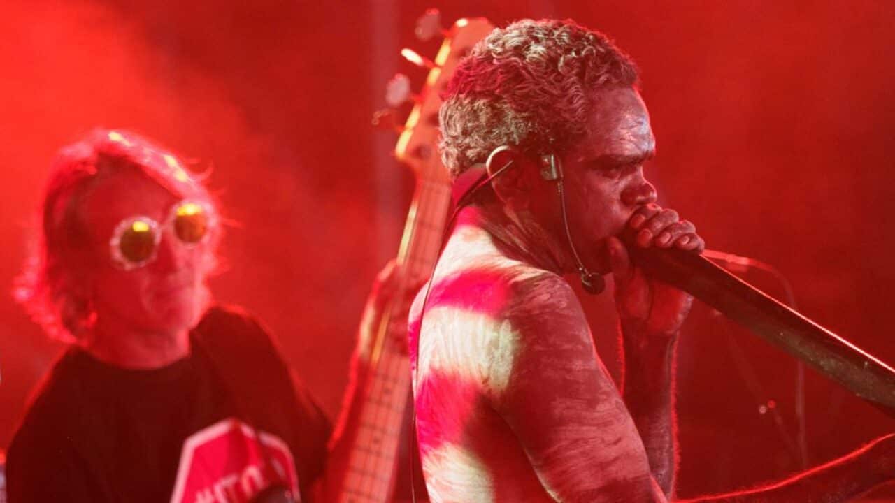 Youthu Yindi performs at Blues Fest