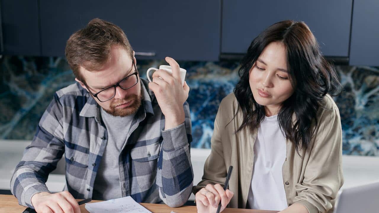 debt stress, may peraan