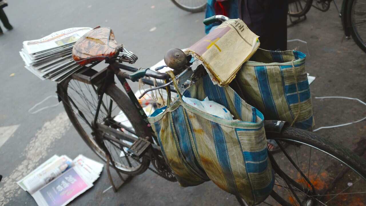 In both Indian and Australian cities, cyclists who deliver goods and services have to take it slow (Malini Sur/The Conversation)
