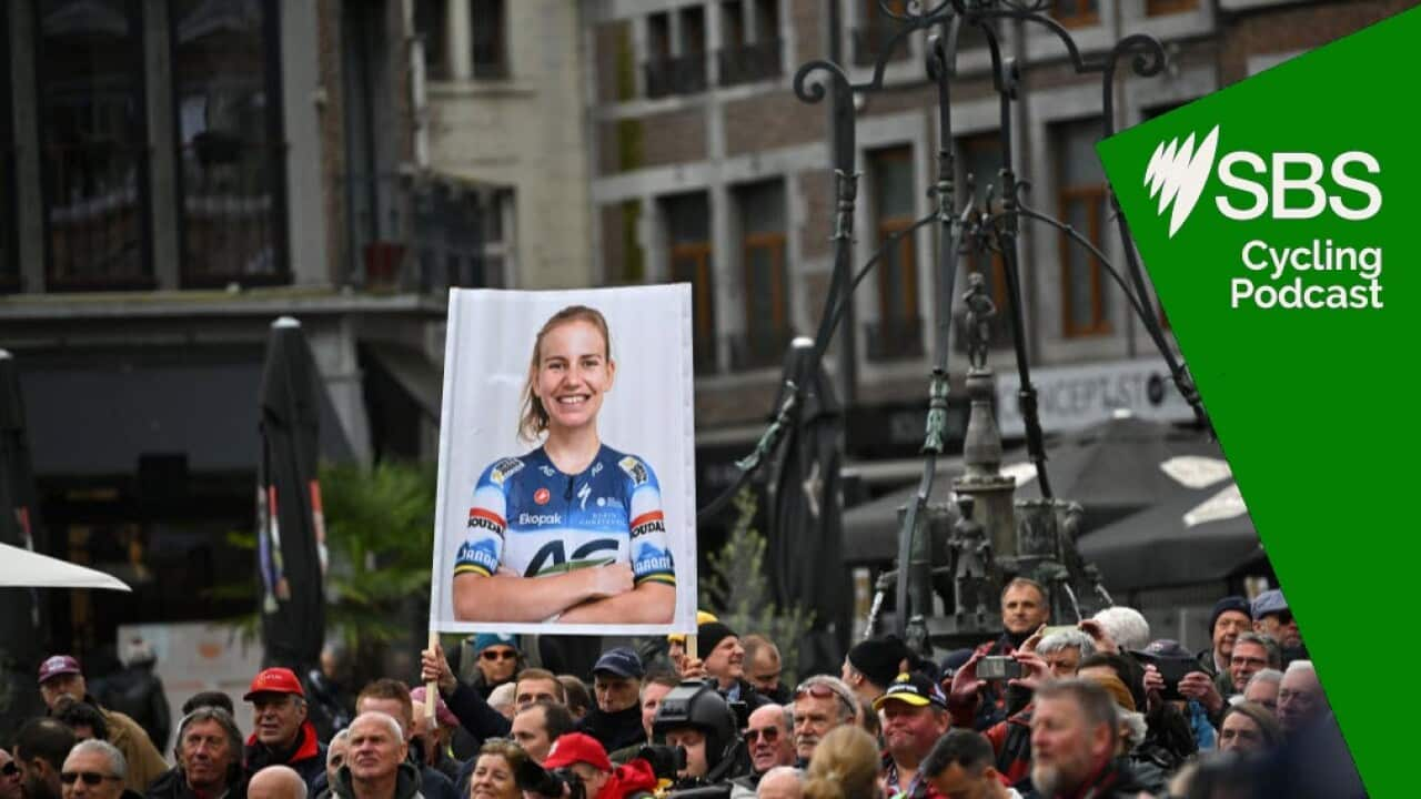 Fans of Sarah Gigante of Australia and Team AG Insurance - Soudal Team (Photo by Luc Claessen/Getty Images)