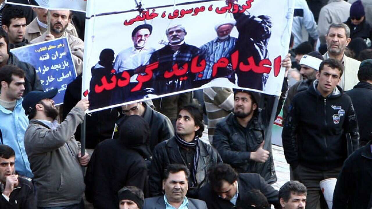 aapone-20110219000299752719-iran_anti-opposition_protest-originallarge_1975989361