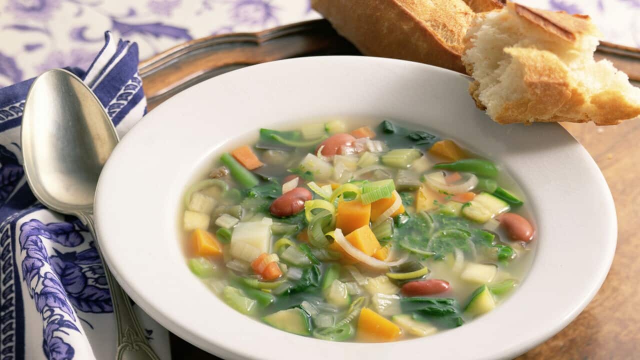 Vegetable soup with leeks