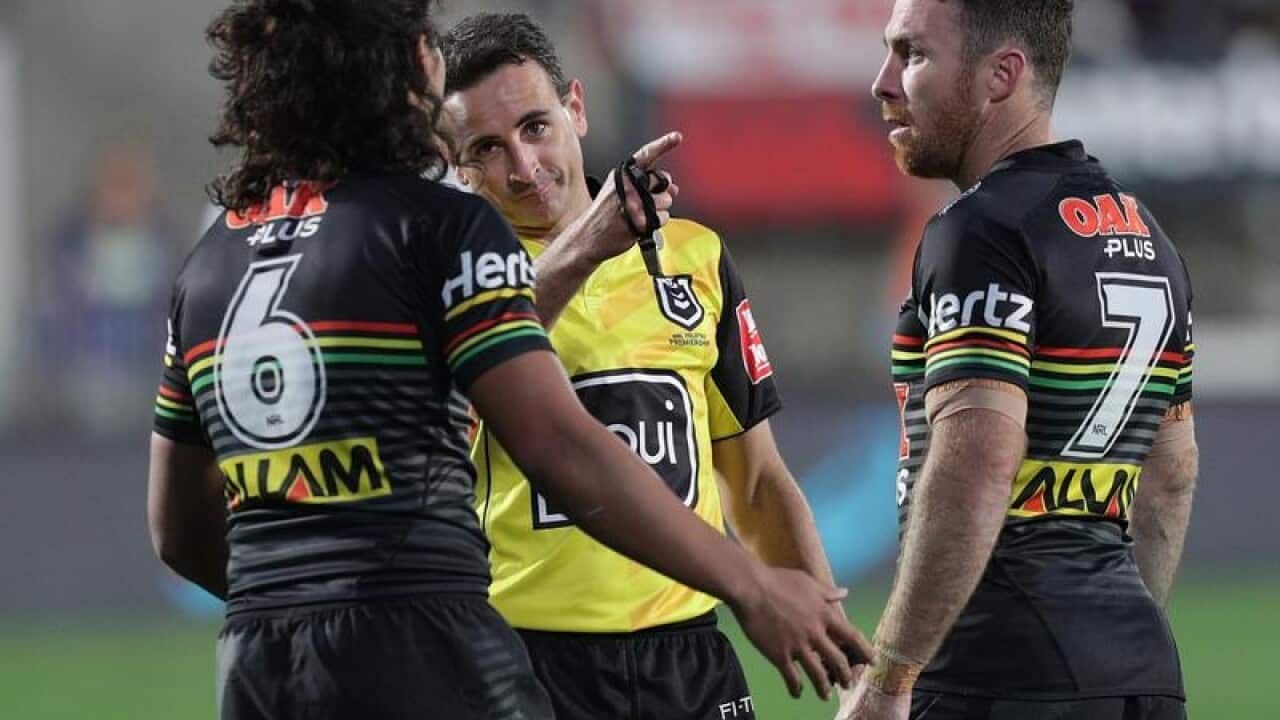 Referee Gerard Sutton