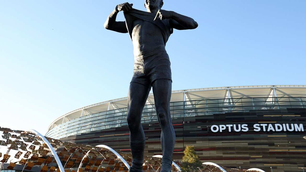 AFL Rd 12 - Essendon v Richmond