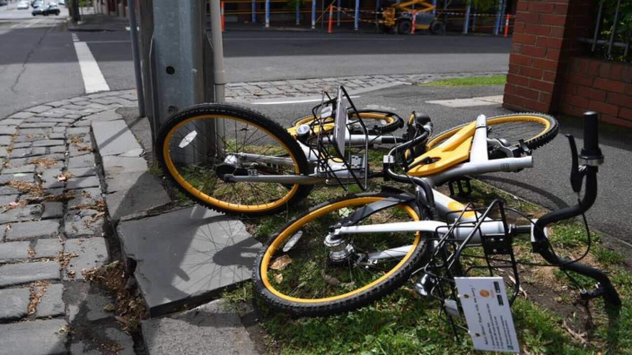 Generic photo of oBikes, located on a North Melbourne footpath on Monday, October 30, 2017. (AAP Image/James Ross) NO ARCHIVING