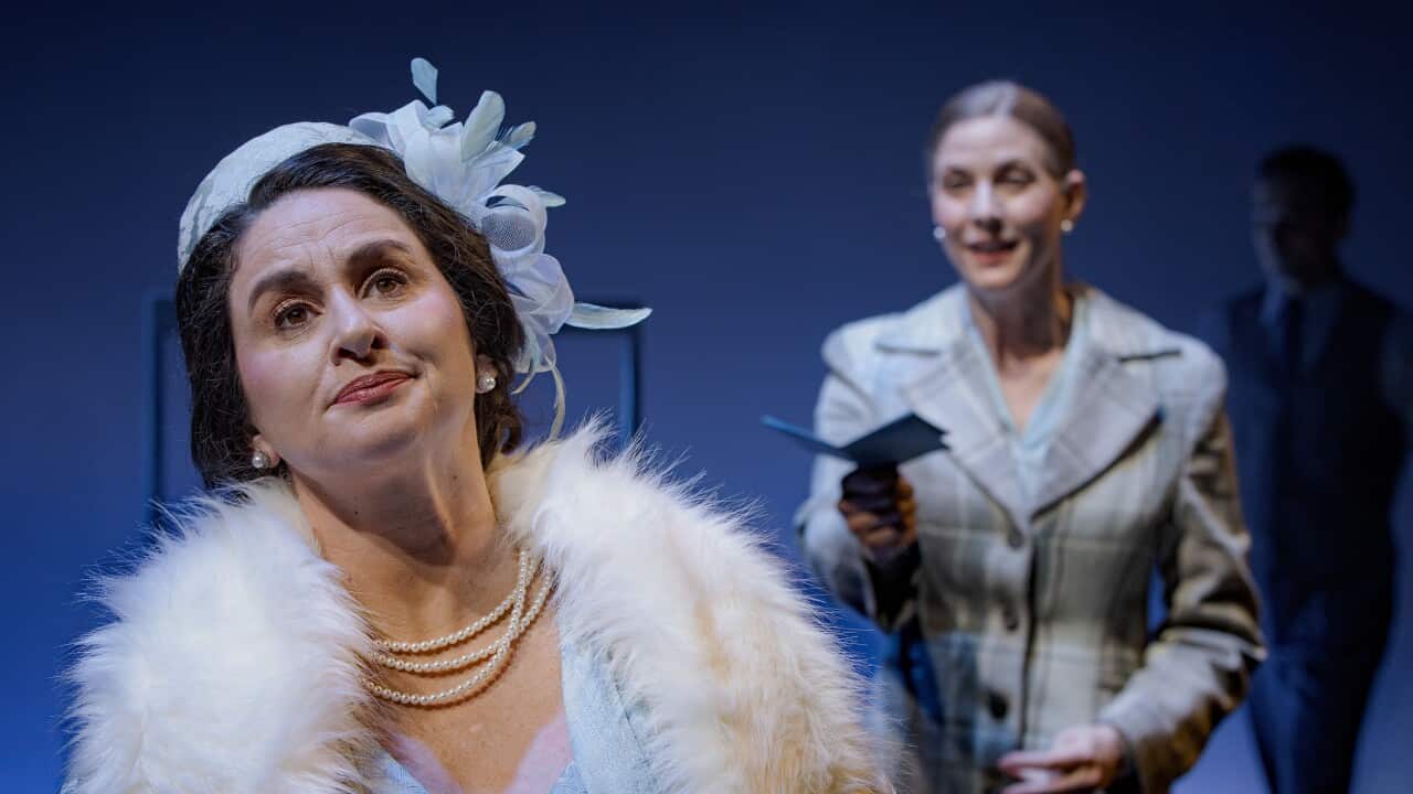 5.THE_QUEEN'S_NANNY_Ensemble_EmmaPalmer_ElizabethBlackmore_ImageCredit_PhilErbacher_A2A6798- (1).jpg