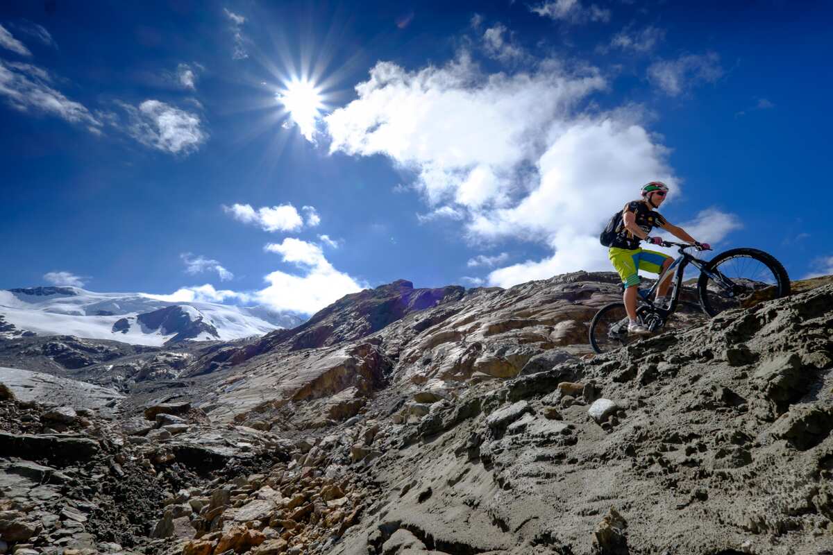 The Italian Job - behind the curves