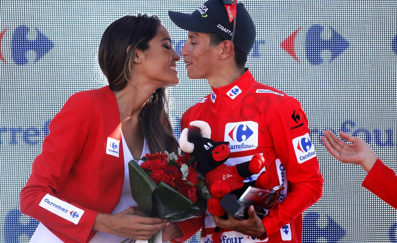 Another day, another smooch, another jersey...