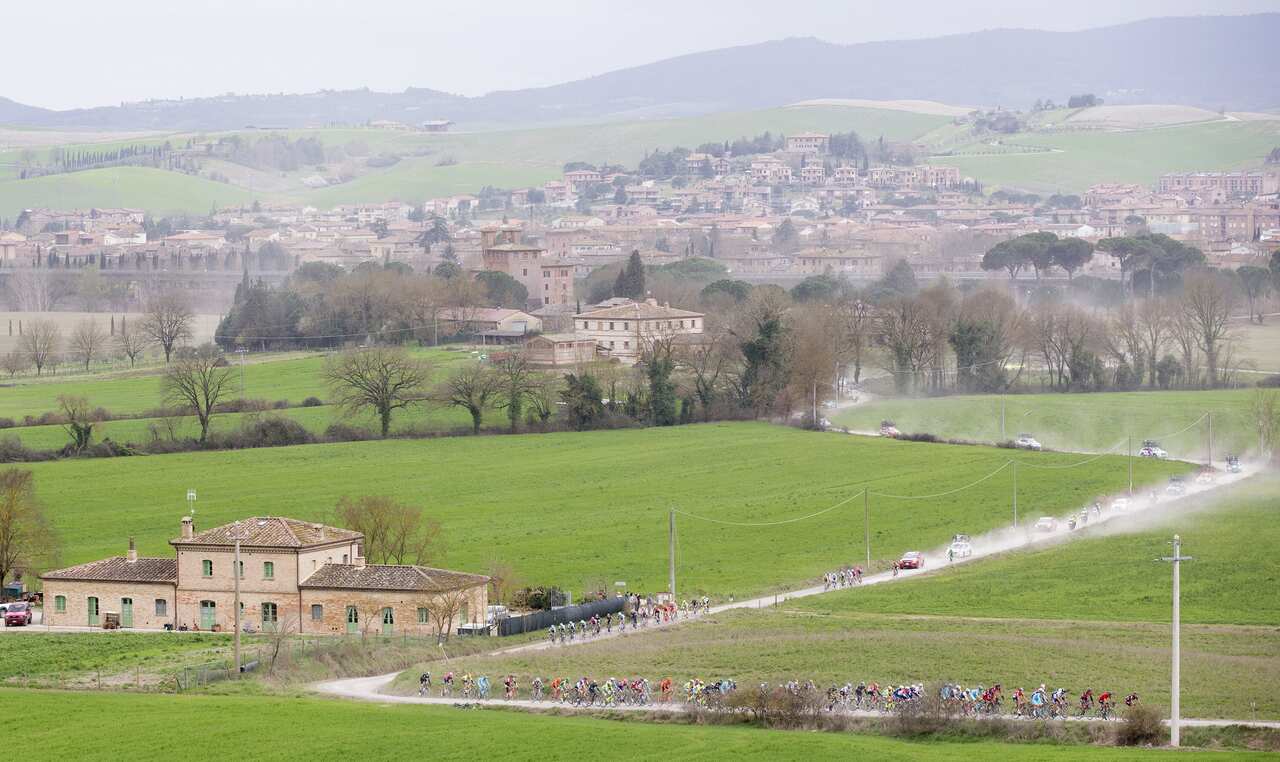 2016 men's Strade Bianche