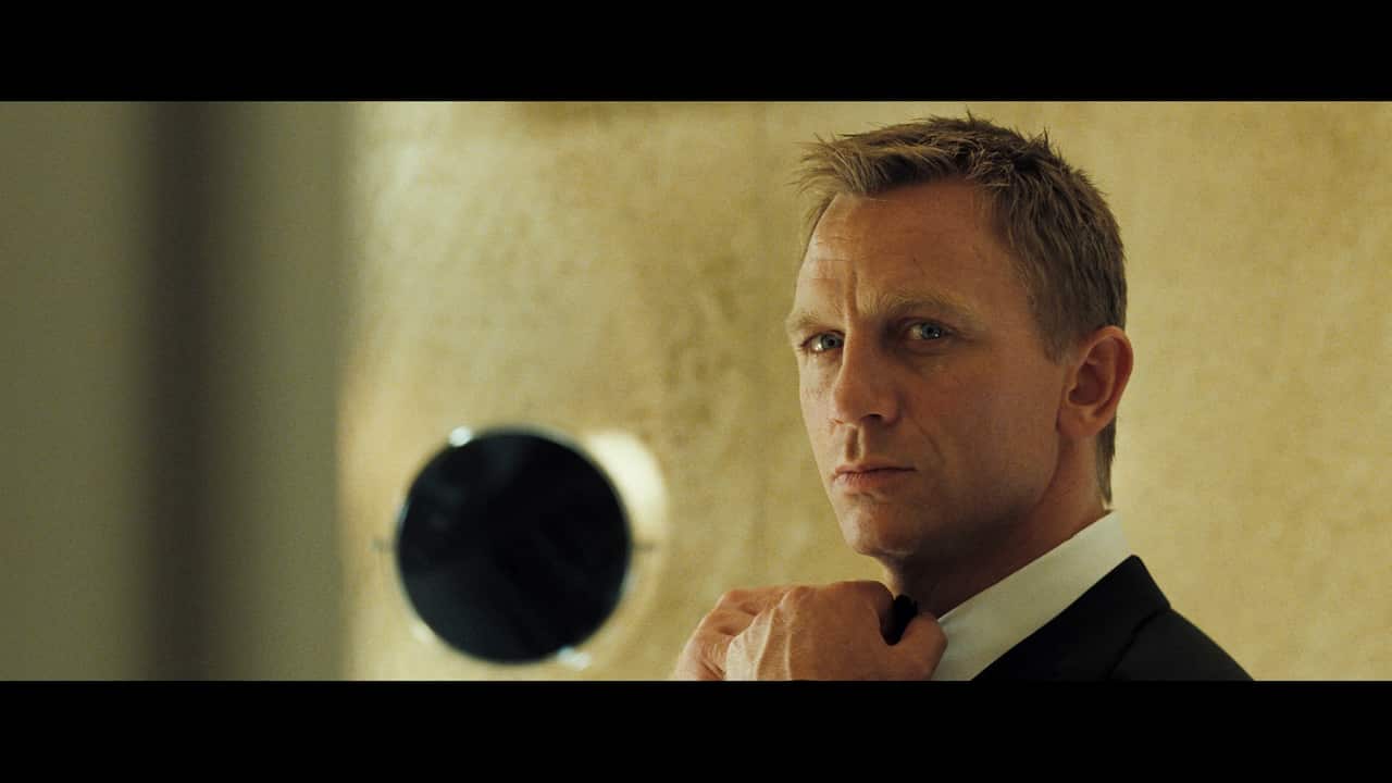 casino-royale-dinner-jackets.png