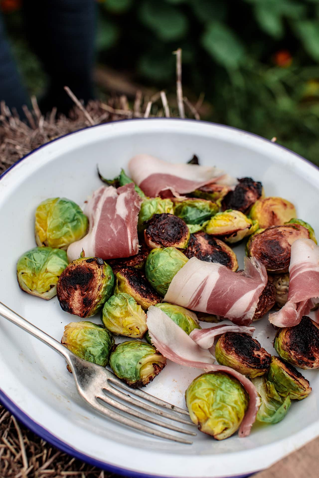 Caramelised Brussels sprouts with proscuitto