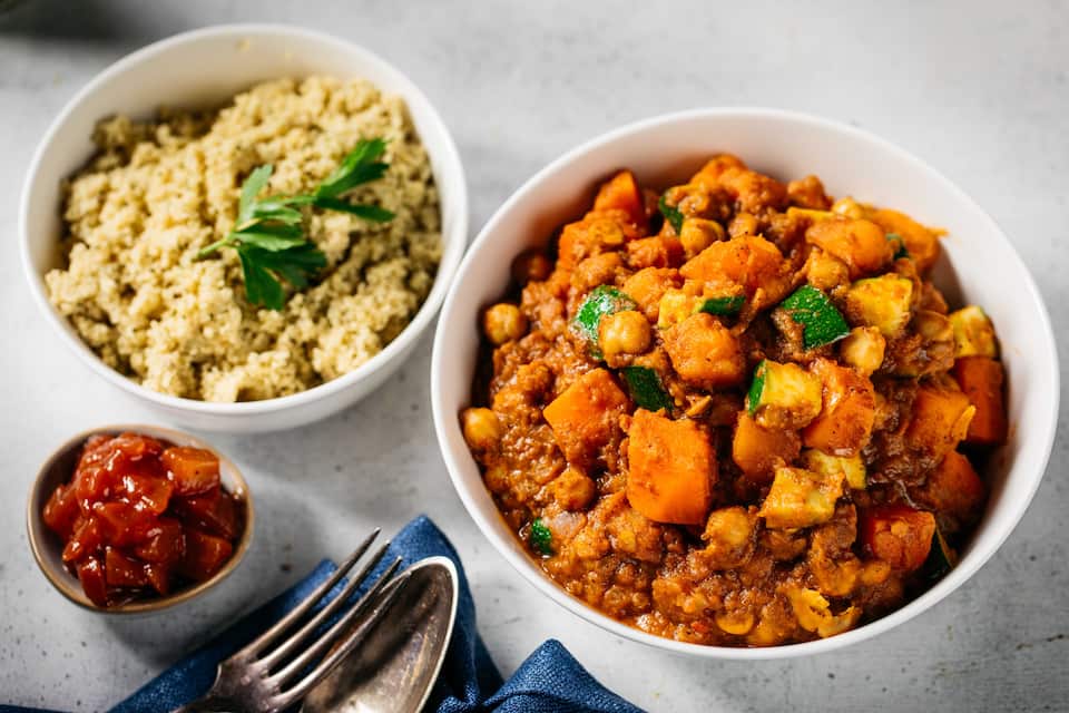 Cooking incredible meals with Indigenous Australian ingredients | SBS