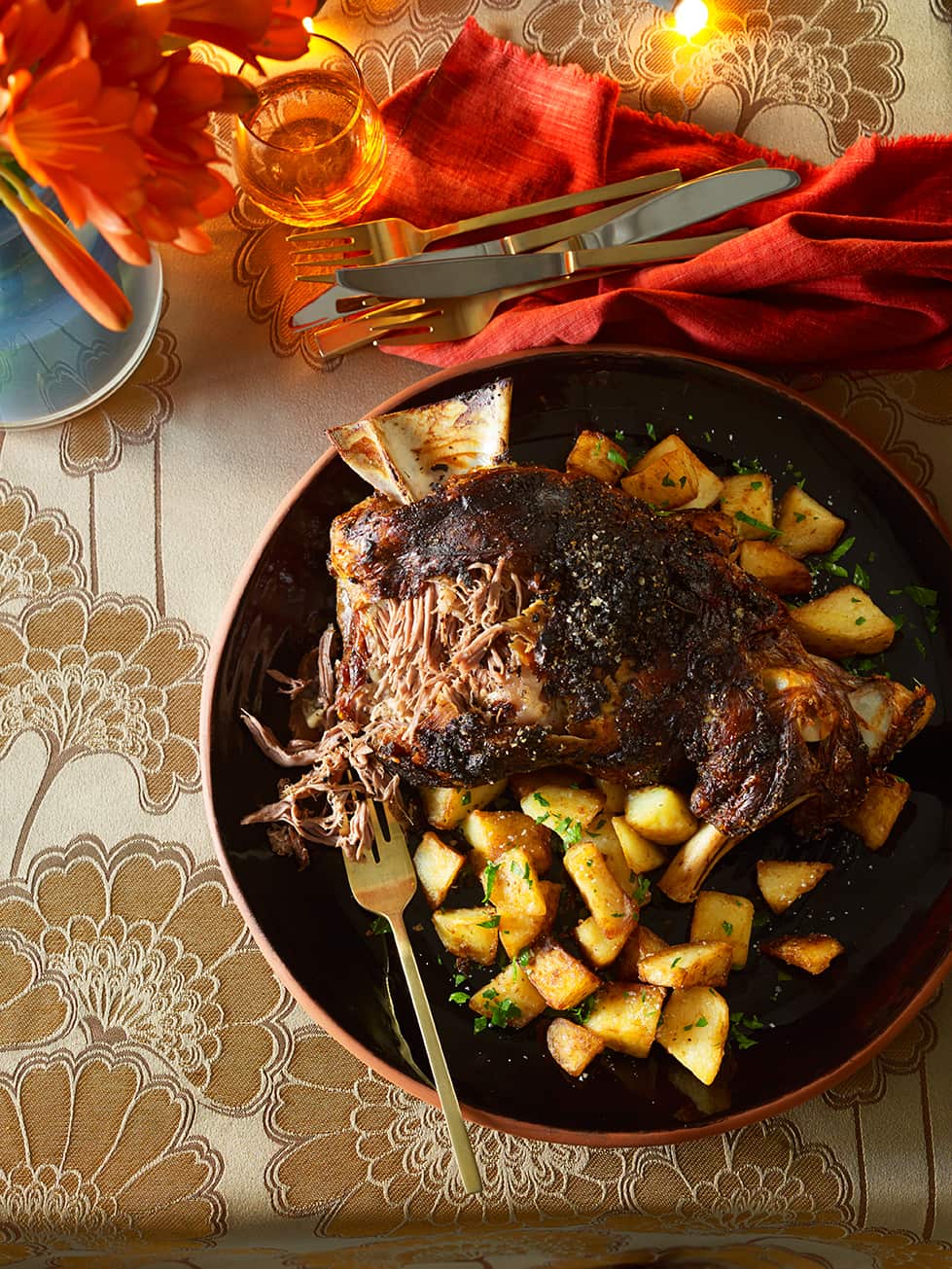 Cordero-asado-(roast-lamb)-and-patatas-fritas-(fried-potatoes).jpg