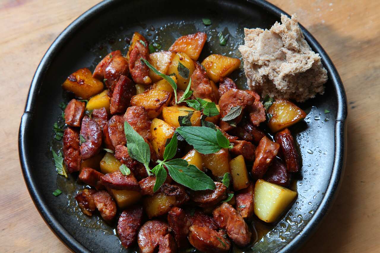Chorizo with fried potato