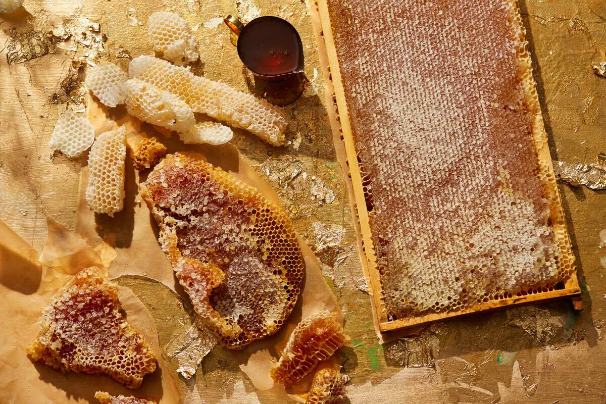 HoneyIngredientShot-05.jpg