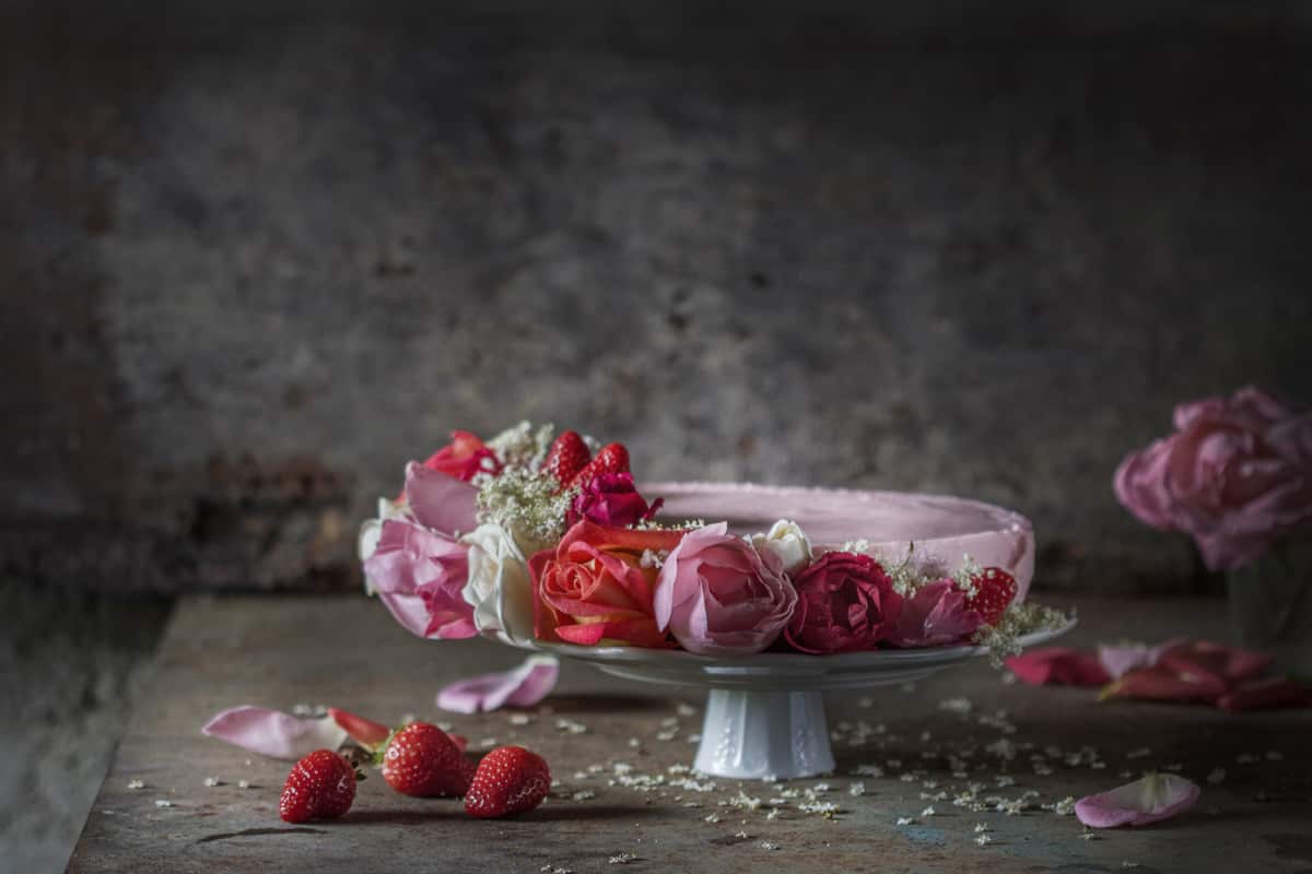 Strawberry yoghurt bavarese