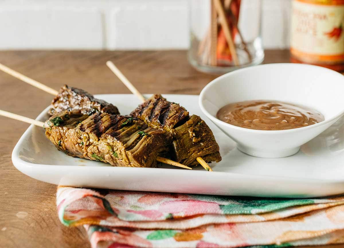Beef satay with peanut sauce