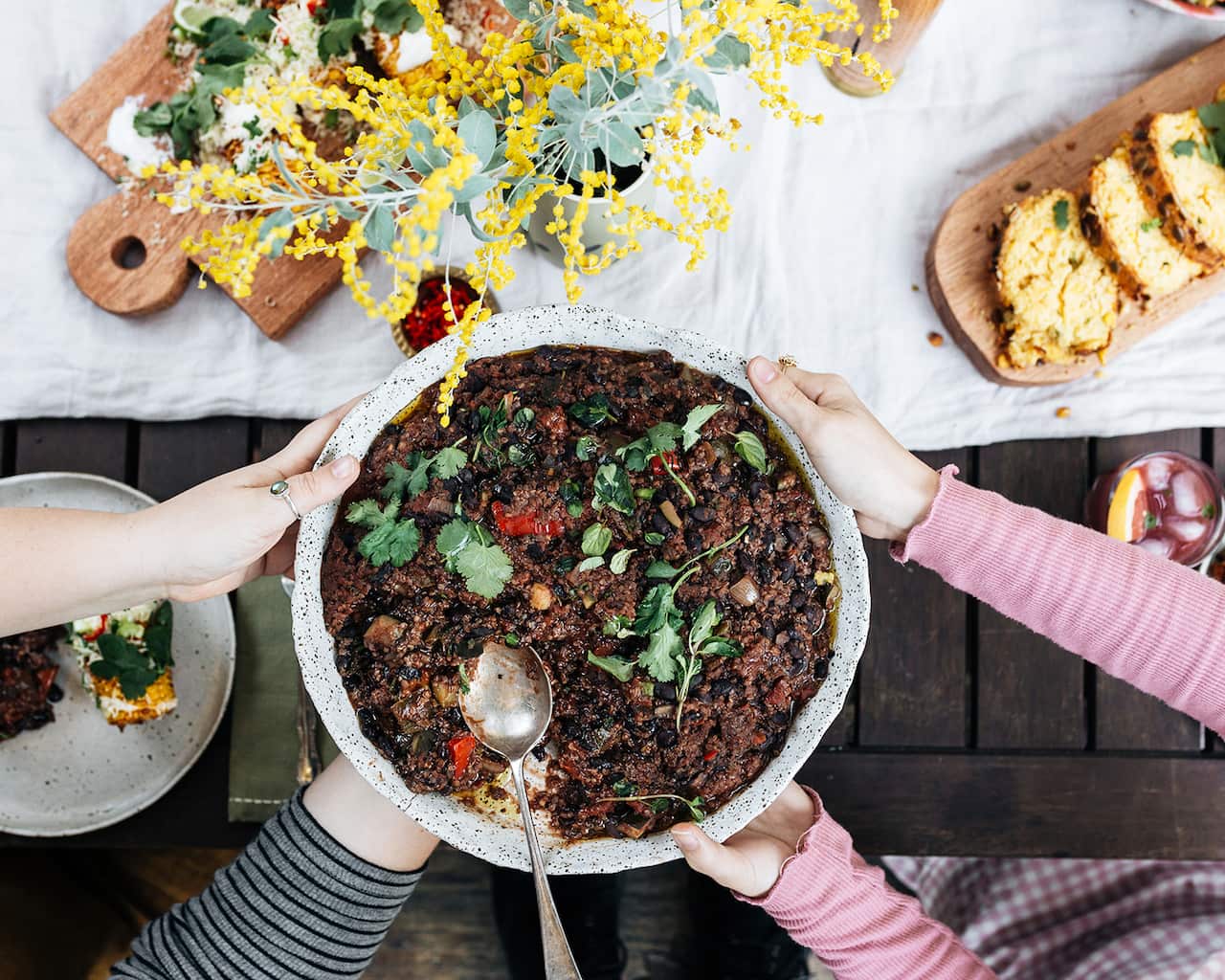 Black bean and quinoa chilli