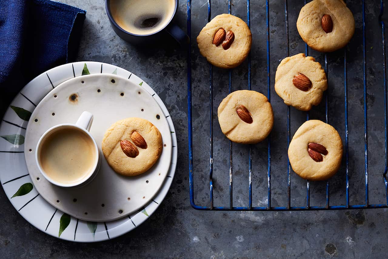 Honey biscuits