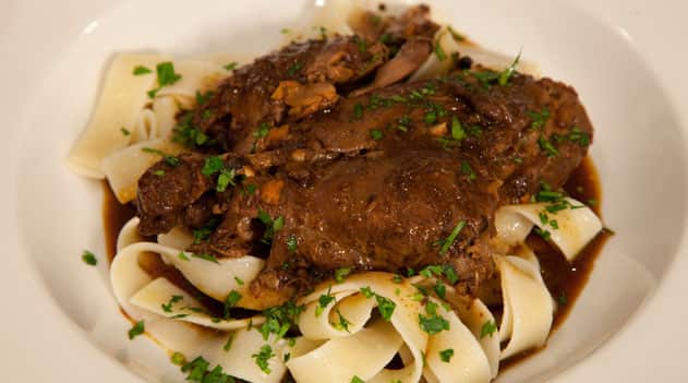 hare-and-wine-stew_524798130