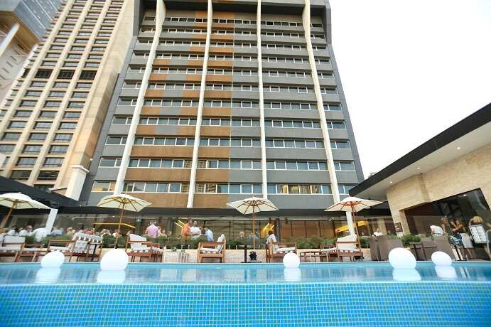 Lennon’s Restaurant and Bar